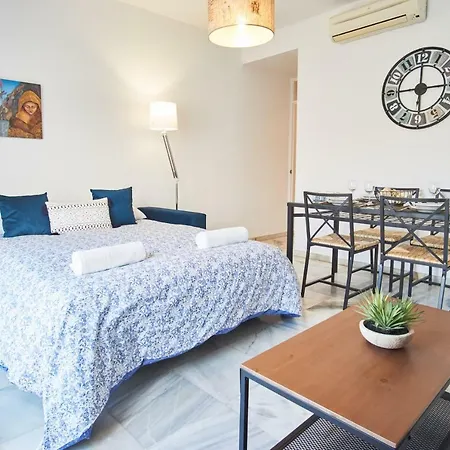 Froilan Walls By Valcambre Apartament